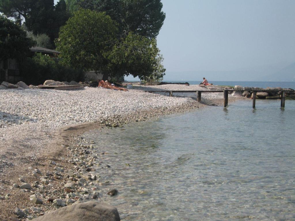 Hotel Zanetti Torri Del Benaco Exterior photo